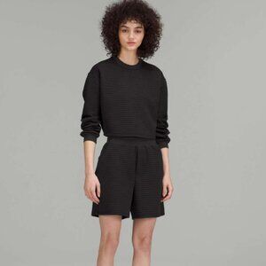 Lululemon lab Textured Grid High-Rise Sweat Short 5.5" size 6